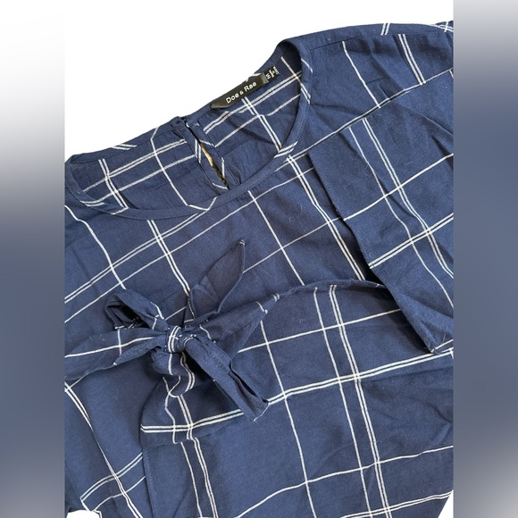 NWOT Doe & Rae Navy Plaid Blouse - Picture 2 of 2